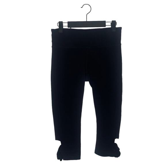 Xersion Womens Leggings Size M Black Capri Solid Pull On Activewear - Picture 1 of 11
